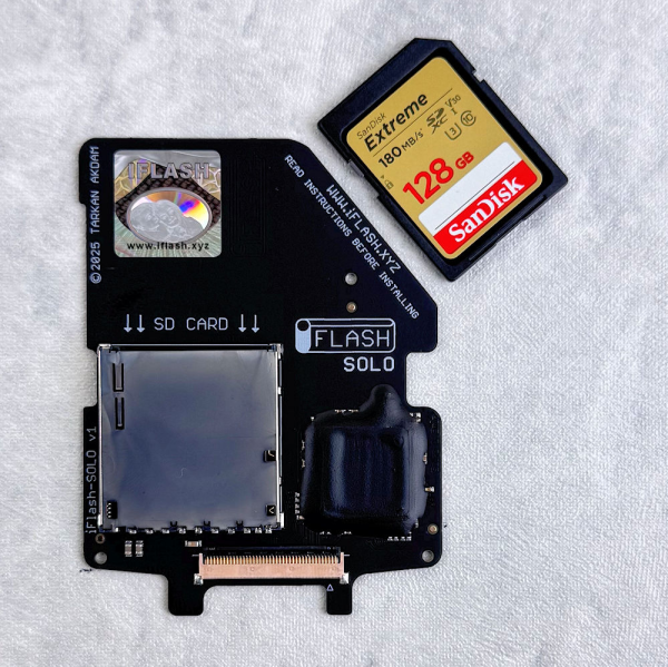 iFlash® Solo SD Adapter for iPod 5th/5.5th Generation