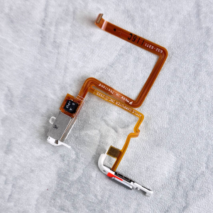 Audio Headphone Jack & Hold Switch, White for iPod 5th/5.5th Generation